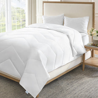 Supreme Comfort Down Alternative Comforter - Lightweight